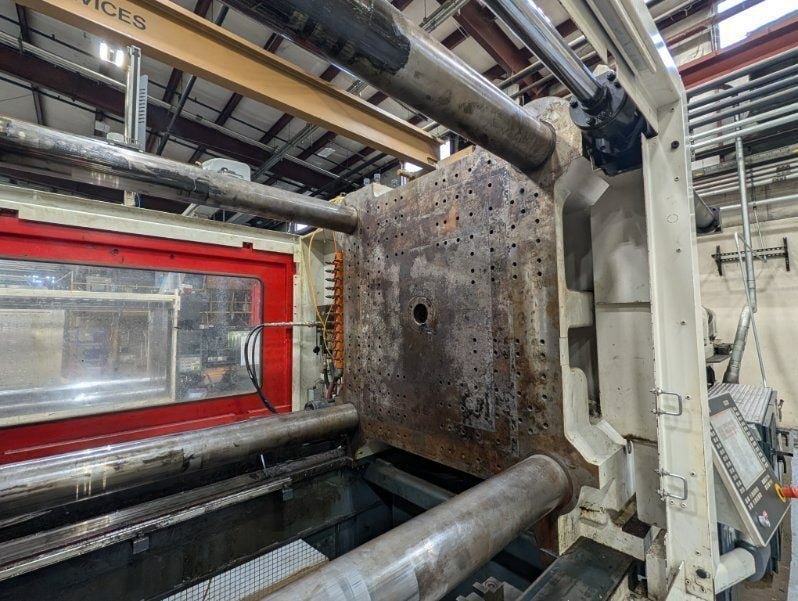725 Ton, 140 oz., Cincinnati Milacron #MS725, injecton molding machine, Mosaic Control, 2015 (2 available) - Image 9