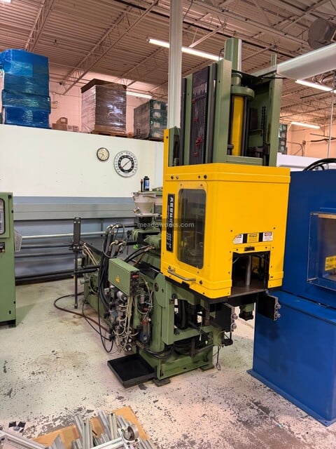 39 Ton, Arburg #Allrounder-220-90-350-D, Vertical Clamp Injection Molding Machine, 16.9 HP, hydraulic - Image 8
