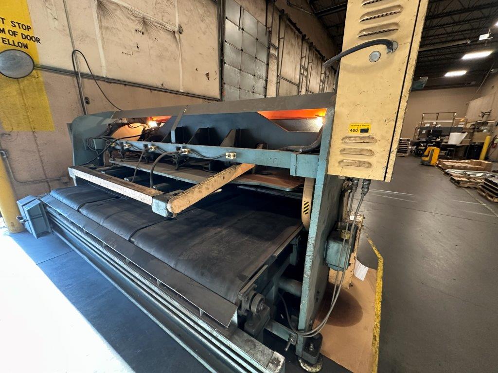 1/4" x 10' Amada #M-3060, mechanical shear, 13 hydraulic holddowns, 40" power Back Gauge, 60 SPM, 15 HP - Image 6