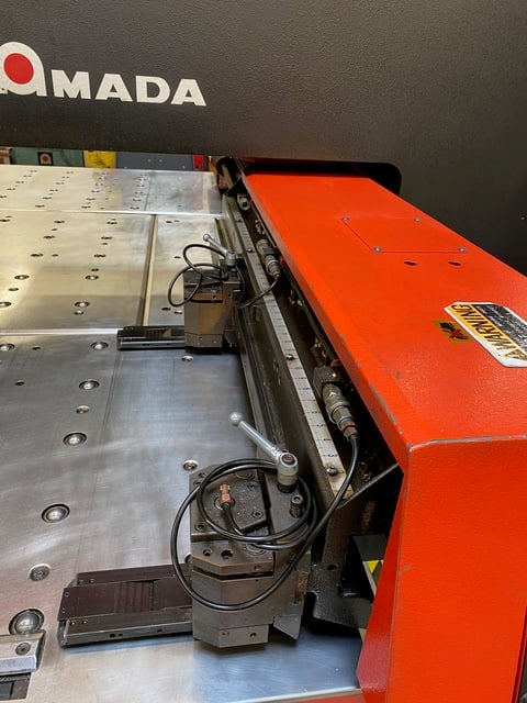 33 Ton, Amada #Vipros-345, CNC turret punch, 58 station, 2 automatic index, 40" x50" sheet, 30 RPM turret - Image 5