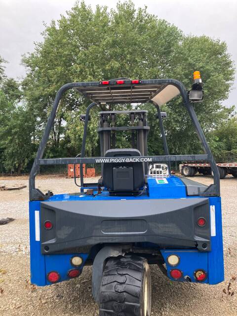 5,500 LB Princeton #PB55, Diesel Sit-Down Forklift, 120" max. fork height, pneumatic tires, 2015 - Image 3