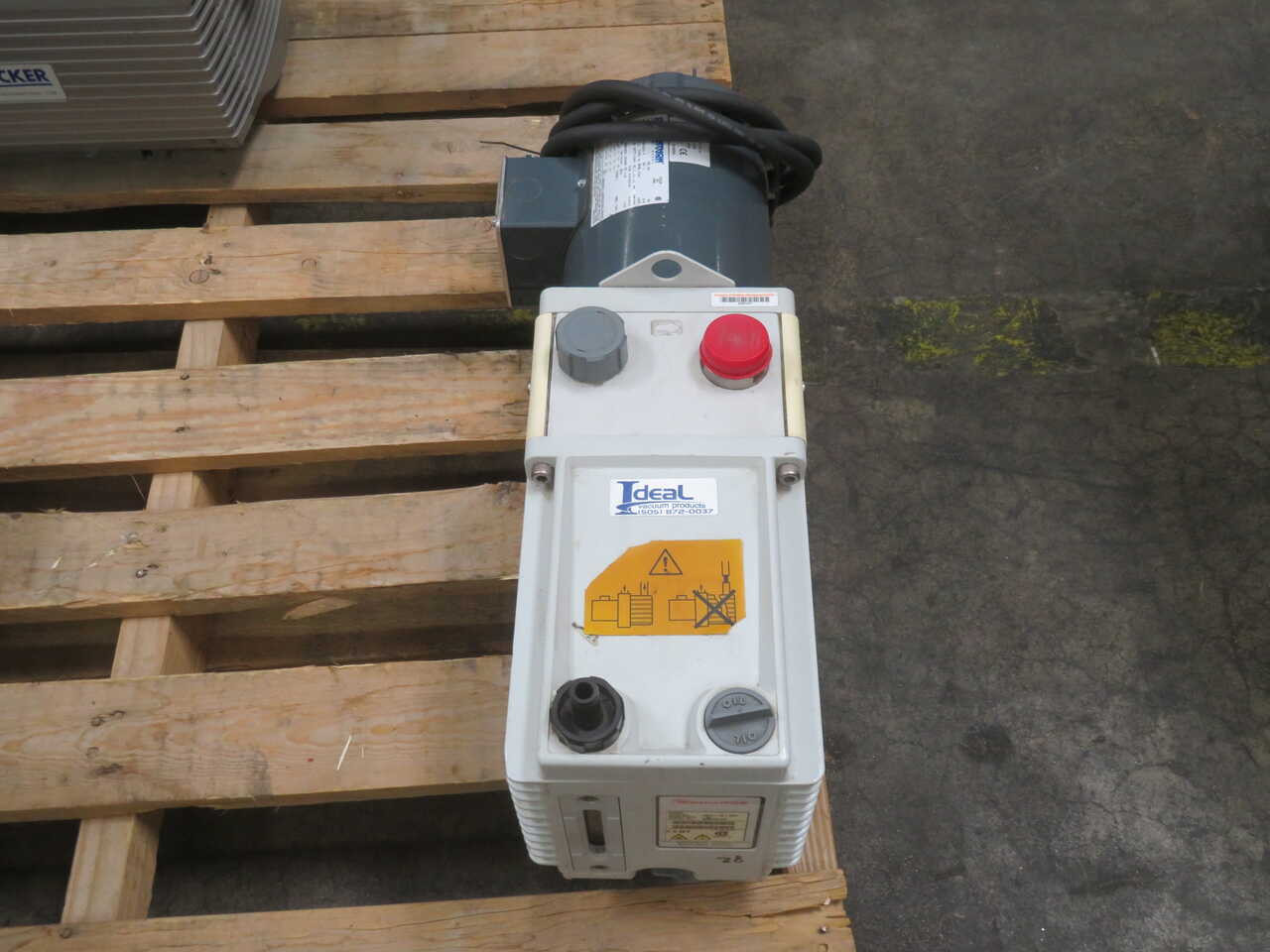 Edwards #E2M30, Rotary Vane Pump - Image 2