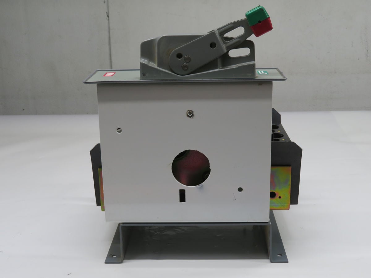 250 Amp, Square D #LHL36250, Circuit Breaker, 3 Pole, 600V AC 25KA IC, 250V DC 50KA IC - Image 2