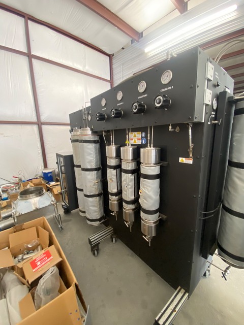 ExtraktLAB #E-140, Supercritical CO2 Botanical Extraction System, four-machine line, 1,688 lbs./day, 5,000 - Image 5