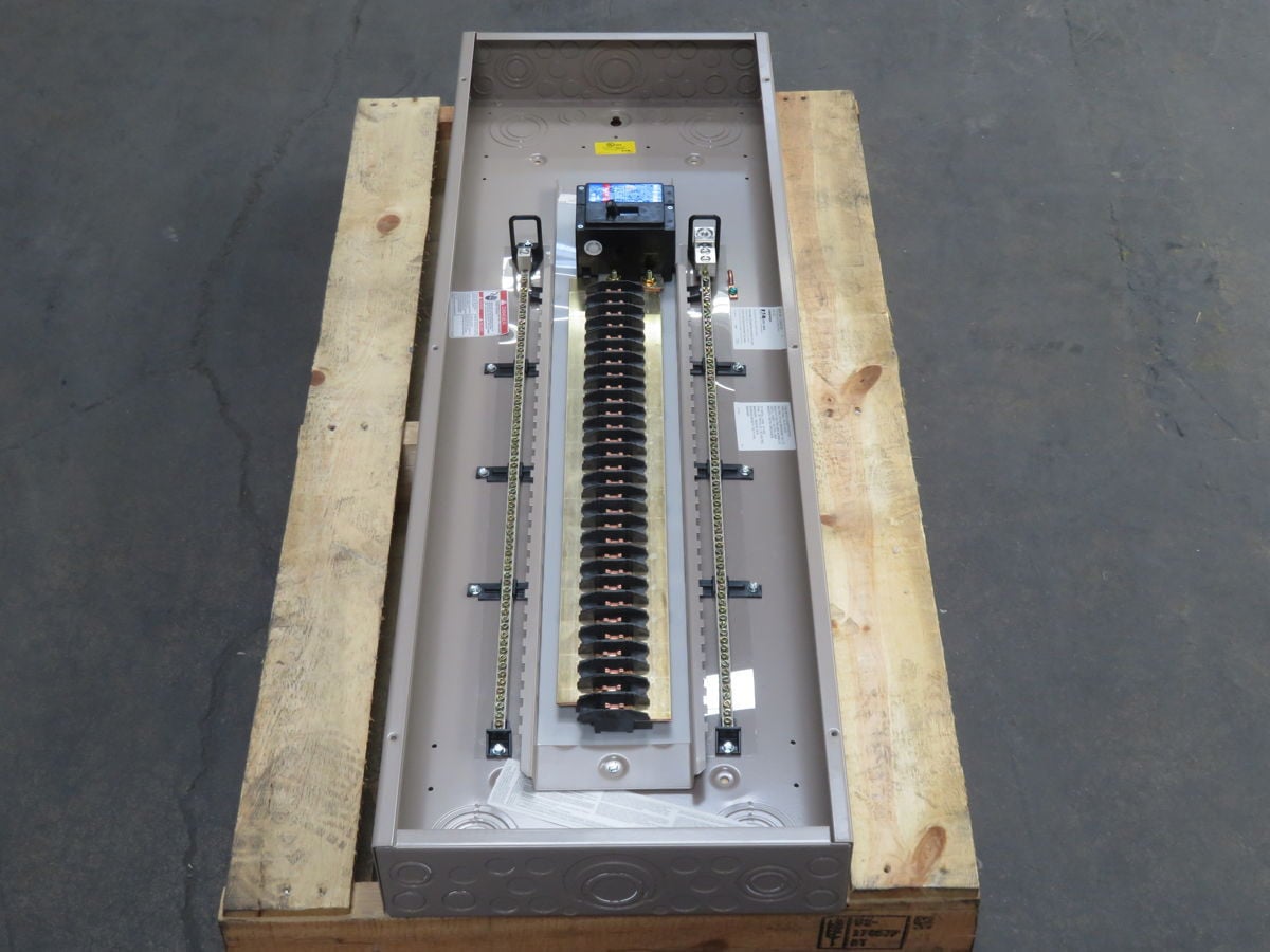 200 Amp, Eaton CH60BPN200N, Main Breaker Load Center - Image 2