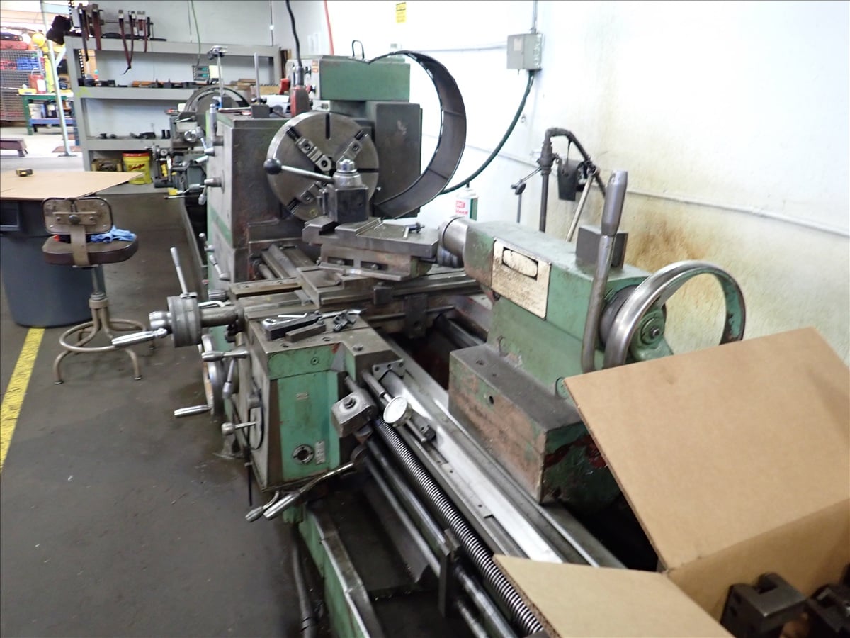 24" x 104" FAT #PONAR-WROCLAW-TUR-63, Engine Lathe, 16" 4-jaw chuck, (2) steady rests, tool post, tailstock - Image 2