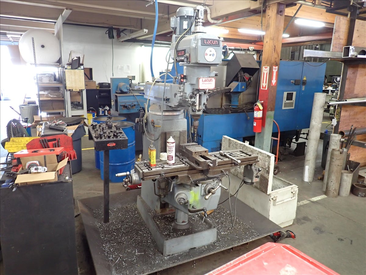 Lagun #FTV-1S, Manual Vertical Knee-Type Mill, 10" x 44" table, 3 HP, pneumatic drawbar, Huot tool holder - Image 7