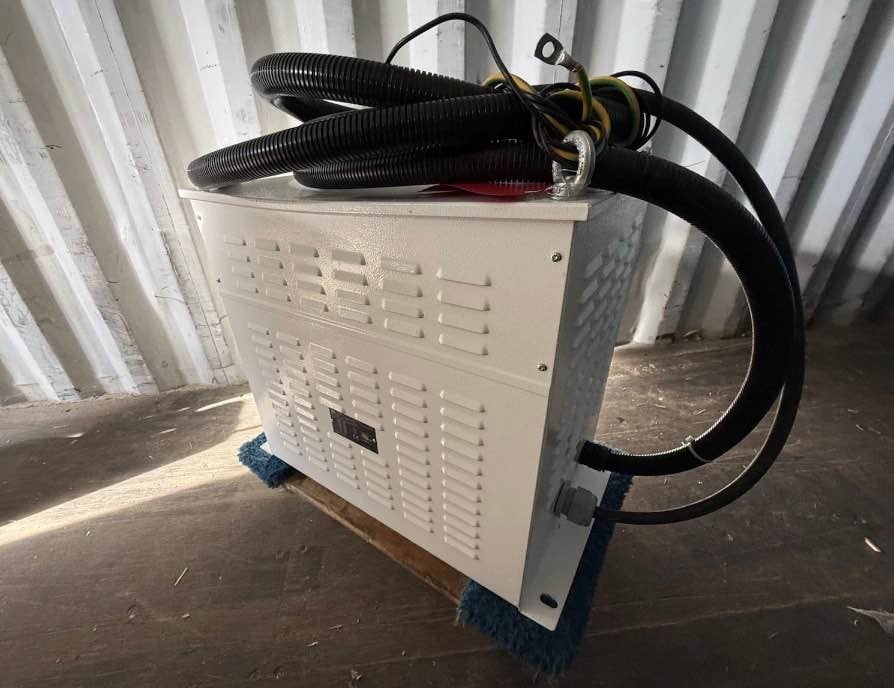 8 kVA Block Three-Phase Isolation Transformer, Multi-Voltage Input 200-600V, 400V Output (Made in Germany) - Image 2