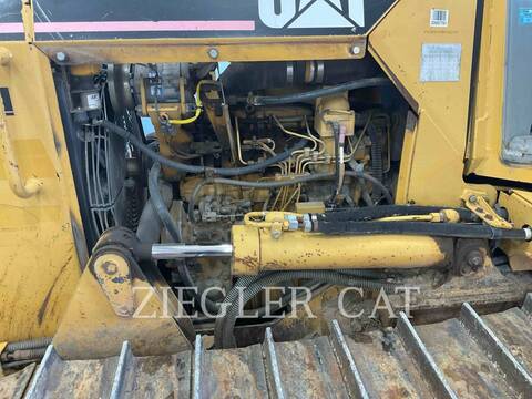 Caterpillar D5G, 11575 hours, S/N: RKG02214, 2006 - Image 7