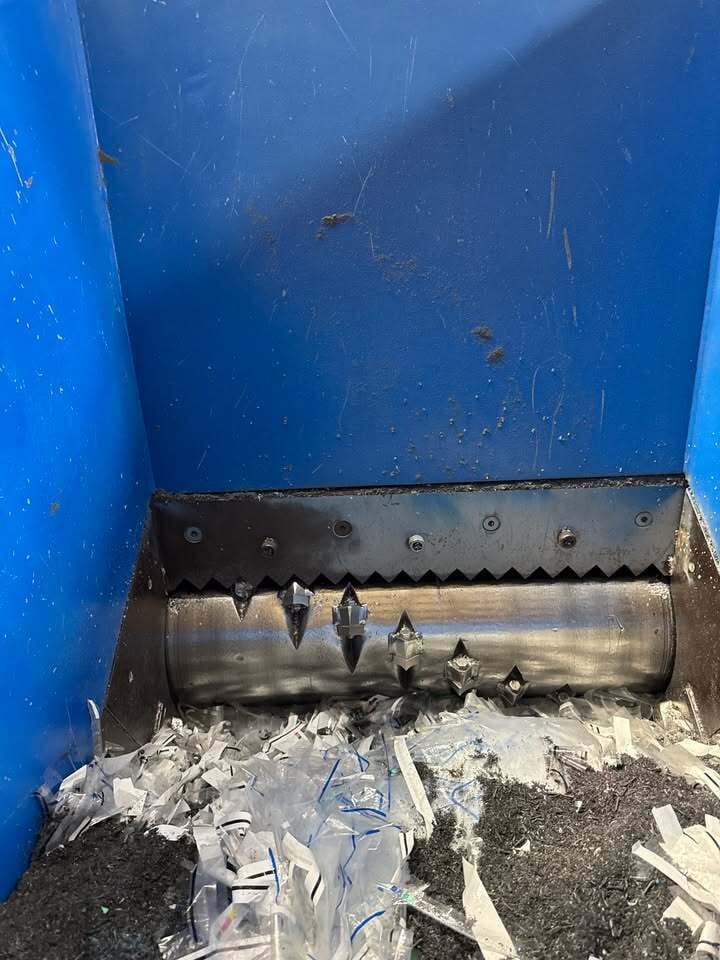 Westinghouse Salem Machinery #1636HT, Single Shaft Shredder, 66" x 37" hopper, 40 HP - Image 2