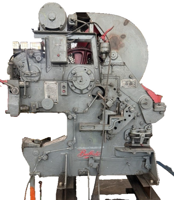 Buffalo #1/2, Ironworker, 50 ton - Image 1