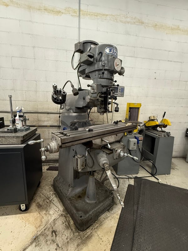 Sharp #LMV, vertical knee mill, 9" x 42" table, 30" X, 12" Y, 16" knee, R-8, 4500 RPM, Acu-Rite 2-axis - Image 2