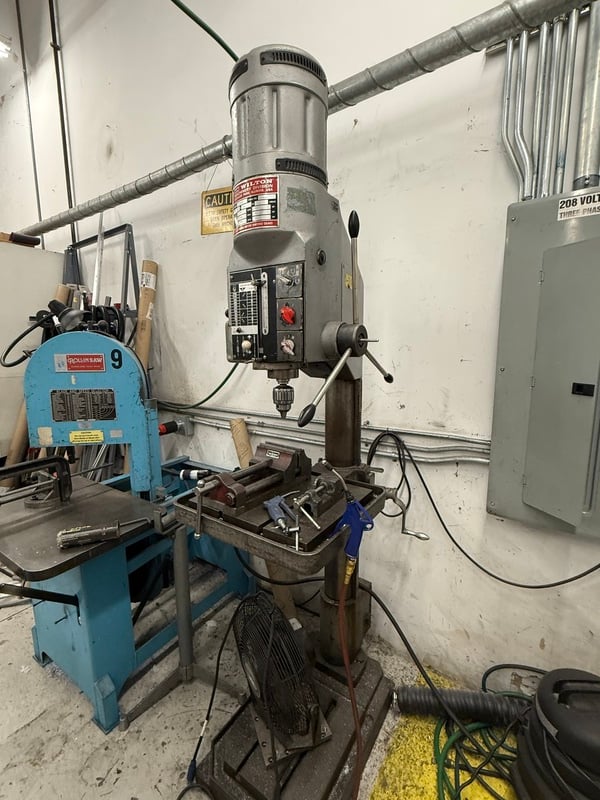 Wilton #24800, drill press, 3-speed motor, 3 HP, 55-1740 RPM, X-Y vise table, power feed, 220 V., 60 Hz., 3 - Image 6