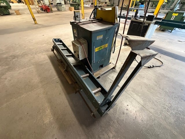 18" Whirlwind, chop saw, infeed & outfeed table - Image 4