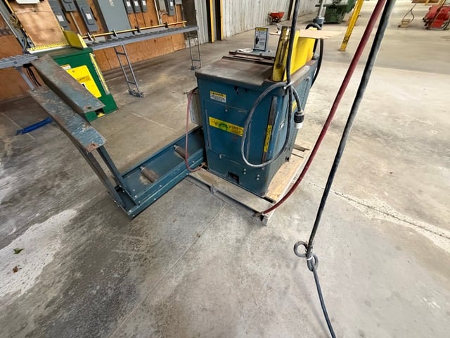 18" Whirlwind, chop saw, infeed & outfeed table - Image 5