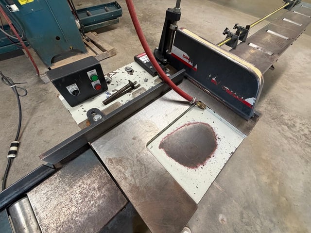 18" Cantek #PCS18R, chop saw, infeed & outfeed, 10 HP, 3600 RPM, 1" arbor, 45 SPM, 26" x 27-1/2" table, 2009 - Image 2