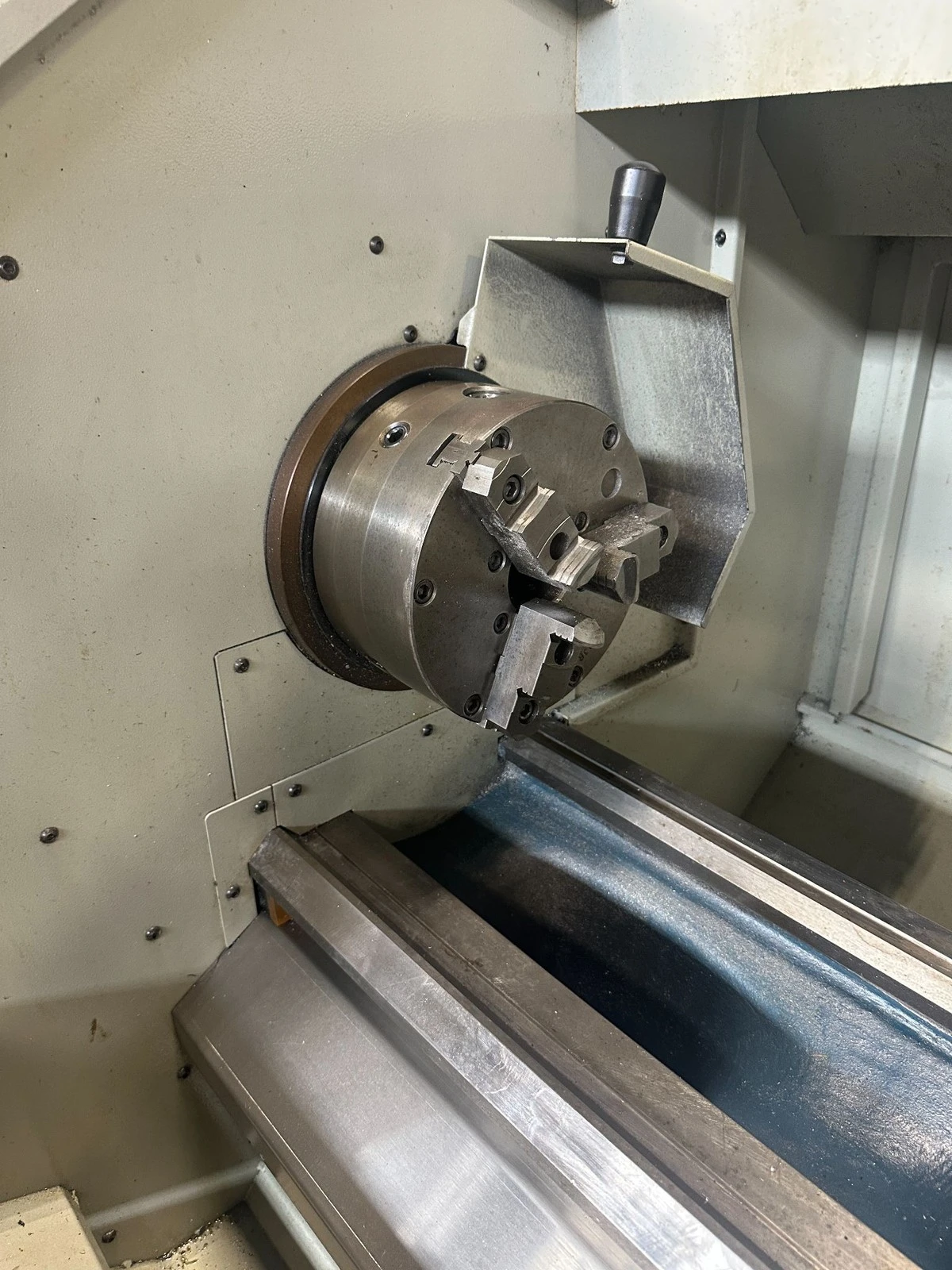 Bridgeport Romi #EZ-Path-S, CNC Lathe, 8.6" X, 40" Z, 18" turning diameter, 40" workpiece length, 10" 3-jaw - Image 5