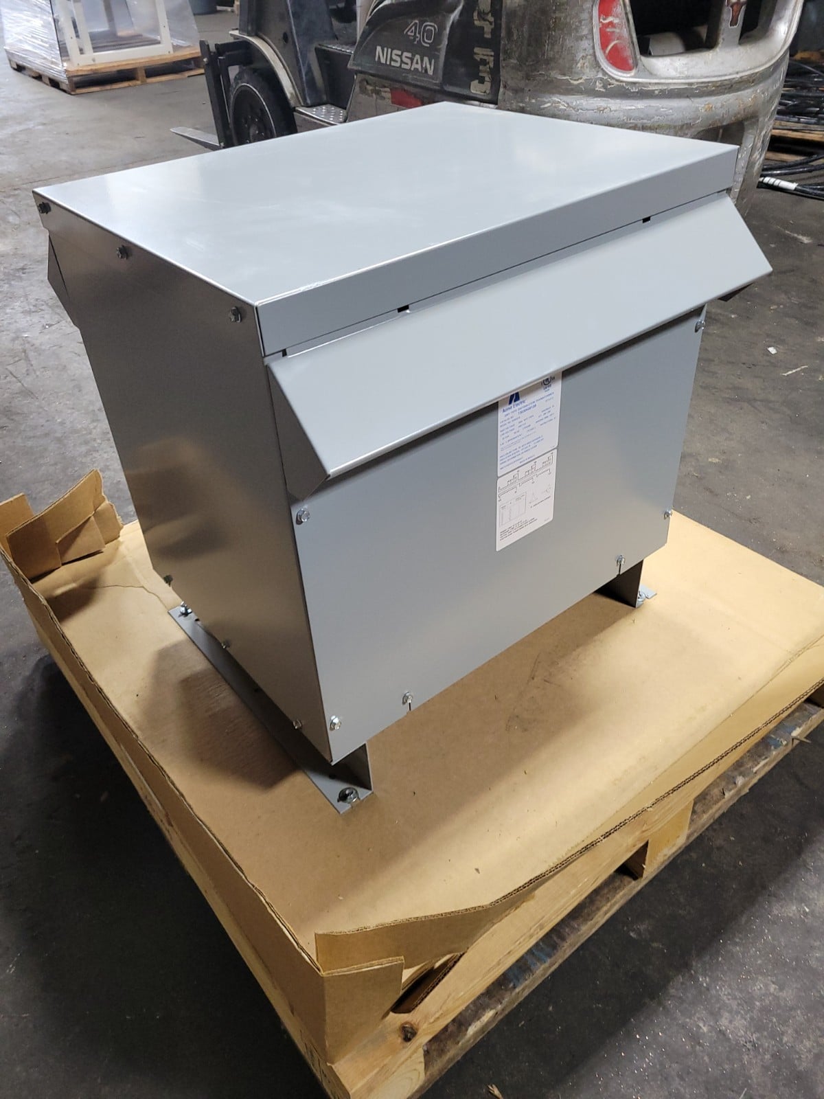 30 KVA 480 Primary, 208Y/120 Secondary, Acme Electric #T3030K0013B, Dry Type Transformer, DOE2016, 3 phase, 3R - Image 1