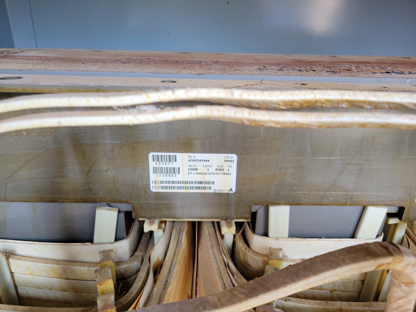 300 KVA 480 Delta Primary, 208Y/120 Secondary, Eaton #V48M28T33EE, Dry Type Transformer, 3 phase, 3R - Image 5