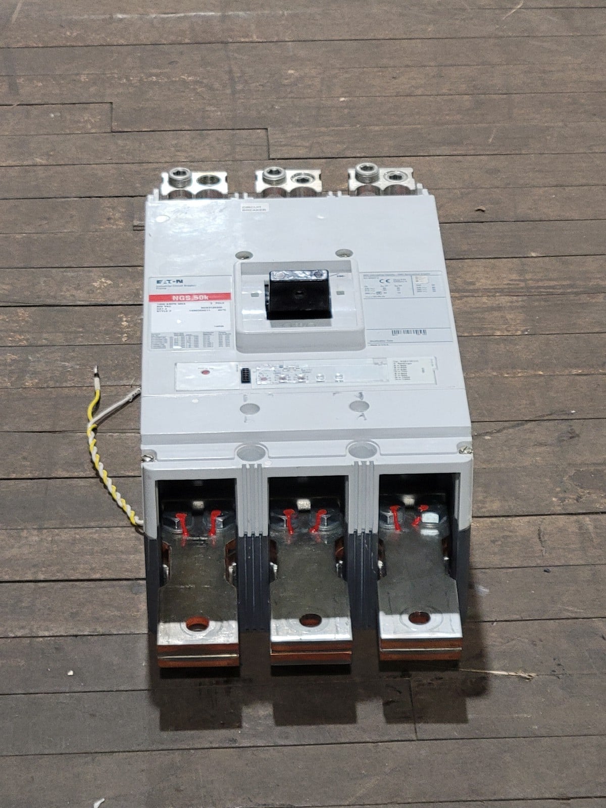 1200 Amps, Eaton #NGS312033E, Circuit Breaker, 3P, 600 VAC, 50/60 Hz., w/ SNT5LP11K Shunt Trip, 110-240 Volts - Image 5