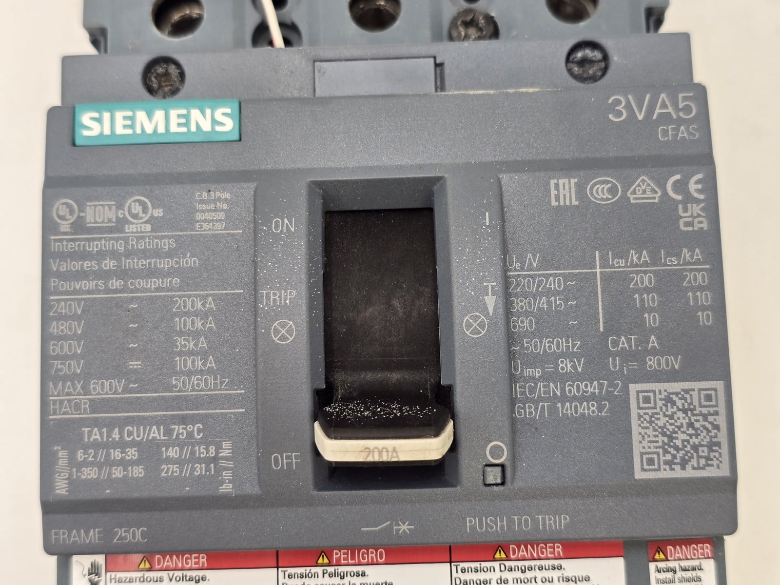 200 Amps, Siemens #3VA5220-7ED36-0AA0, Circuit Breaker, Shunt Trip, 3P, 600 Volts - Image 5