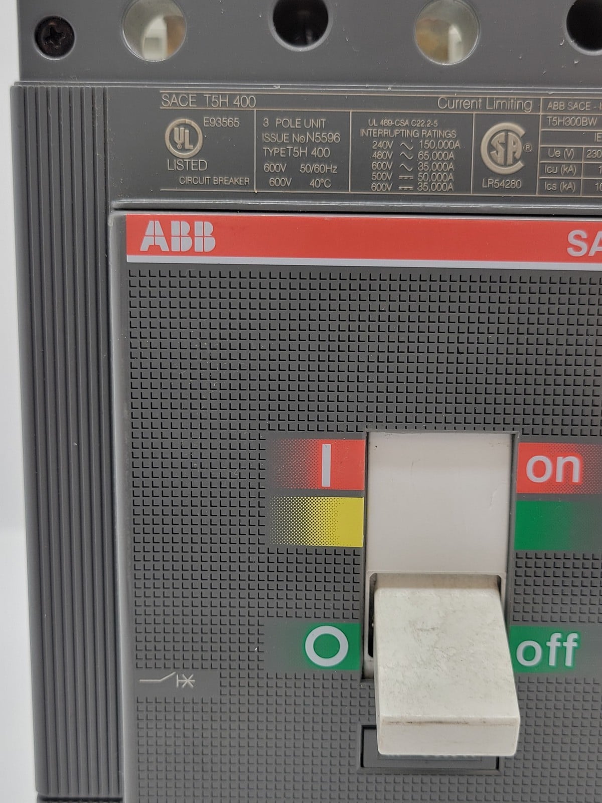300 Amps, ABB #T5H300BW, SACE Tmax Circuit Breaker, 3P, 600 Volts, 65KA, T5H400, PR221DS Fixed-Version - Image 2