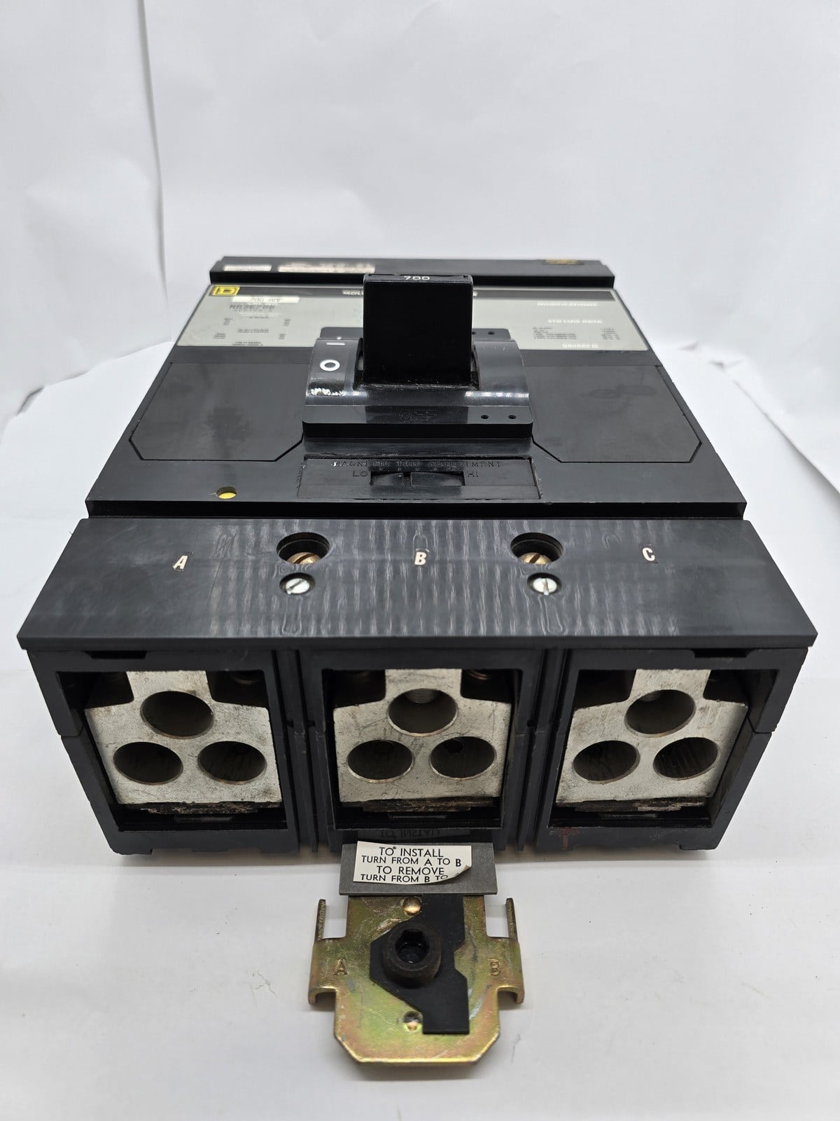 700 Amps, Square D #MA36700, I-Line Circuit Breaker, 3P, 600 Volts, 22KA, Series 2, w/ Mounting Hardware - Image 8