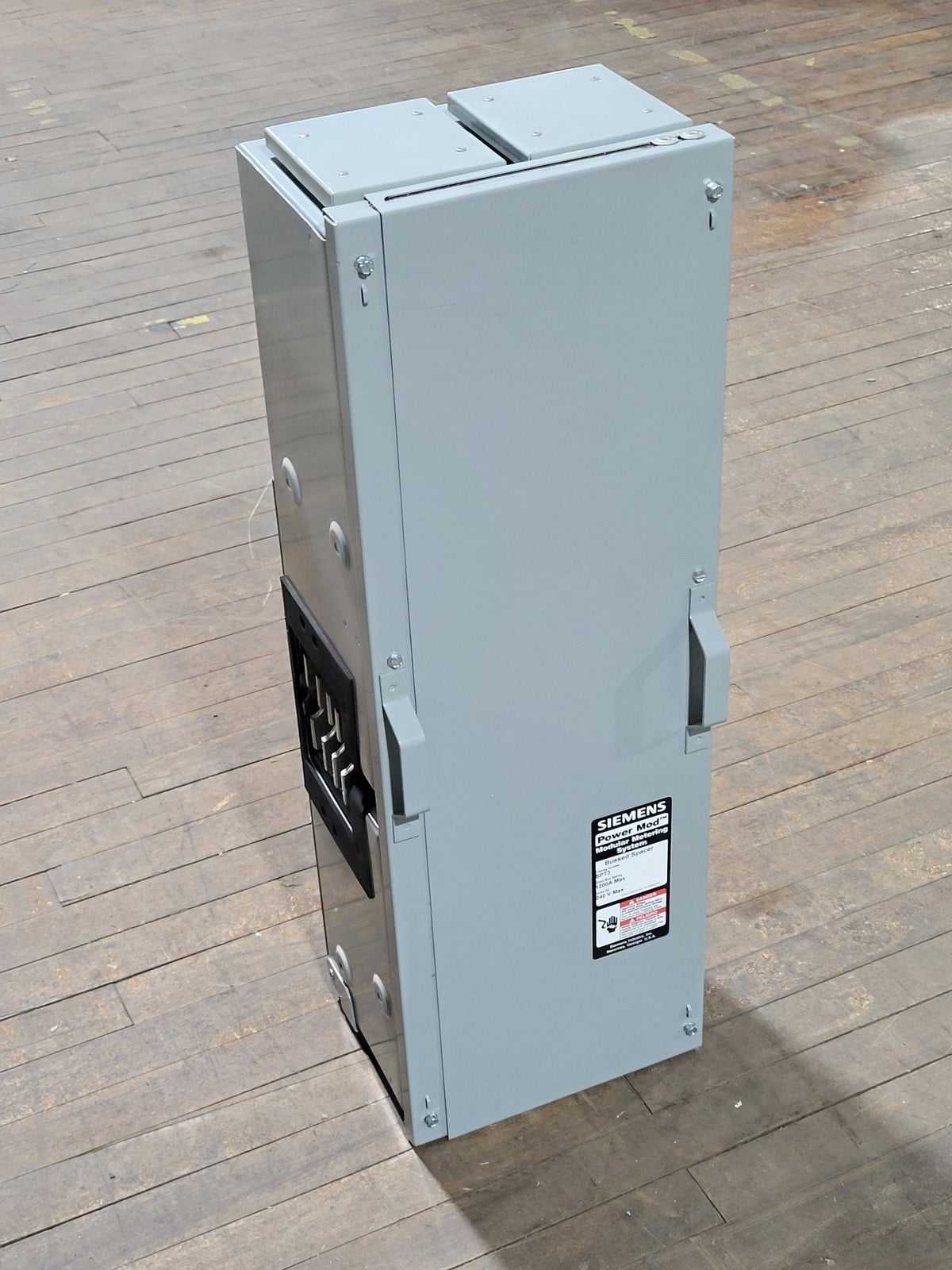 1200 Amp. Siemens #SPT3, Power Mod Modular Metering System Bussed Spacer, 3 phase, 4W, 240 Volts - Image 1