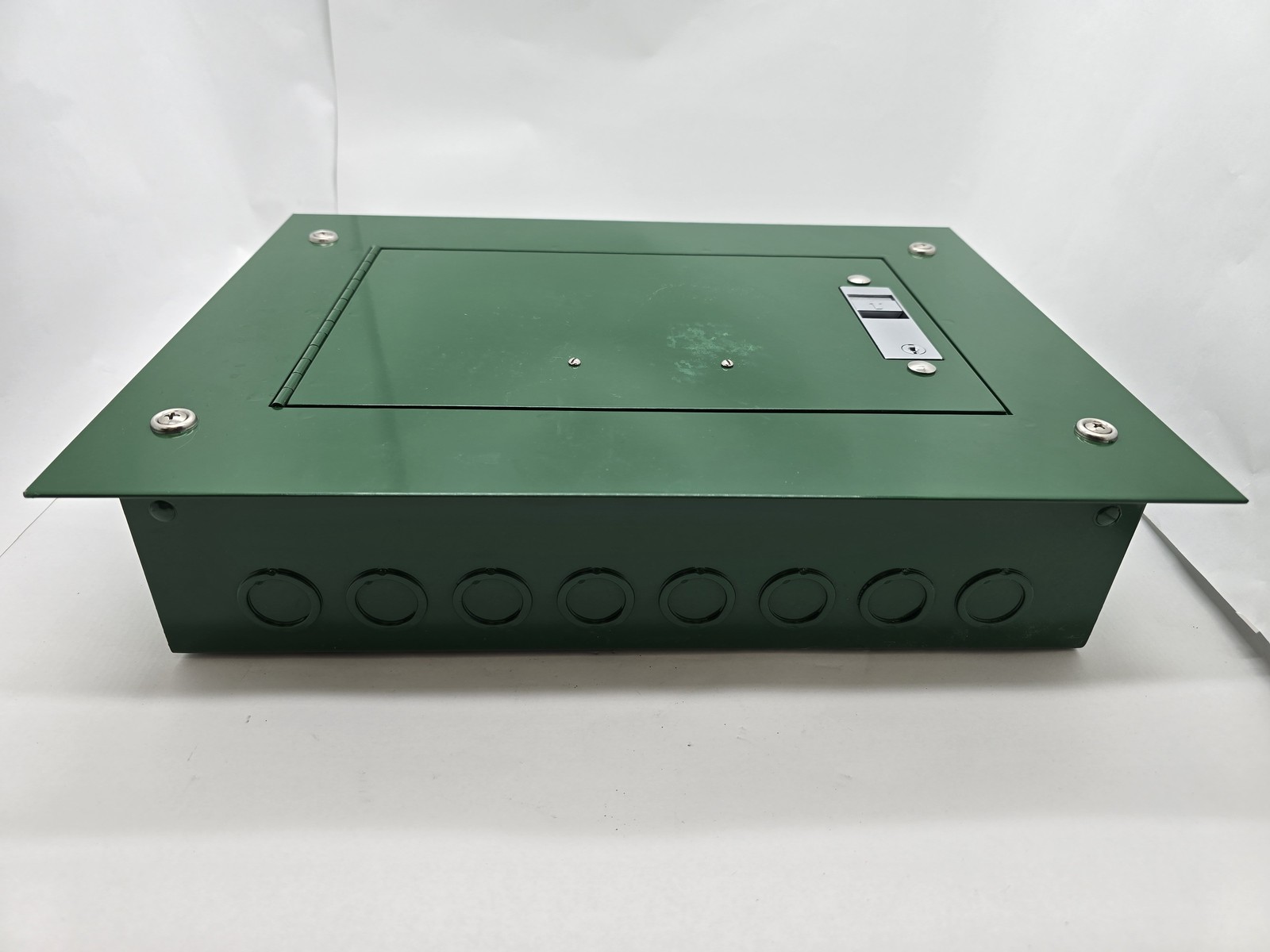 Leviton #G16F1-003-106, Track Light Limiting Panel, 16 Space, 120 Volts, Flush Mount, new - Image 2