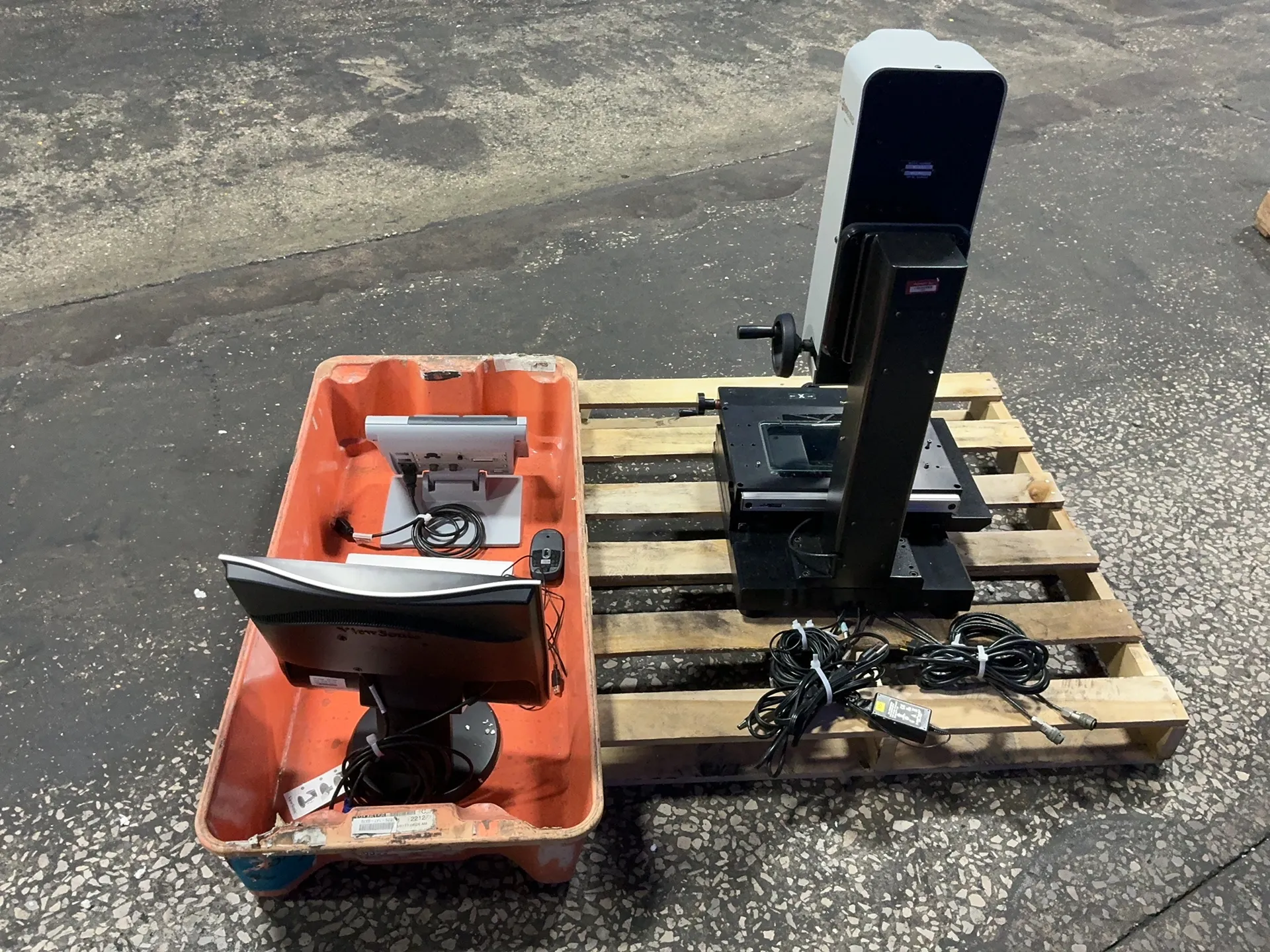 S-T Industries #20-8700, inspection station, 6" x 10" capacity, 12" x 15" table, 11" x 13" monitor screen - Image 5