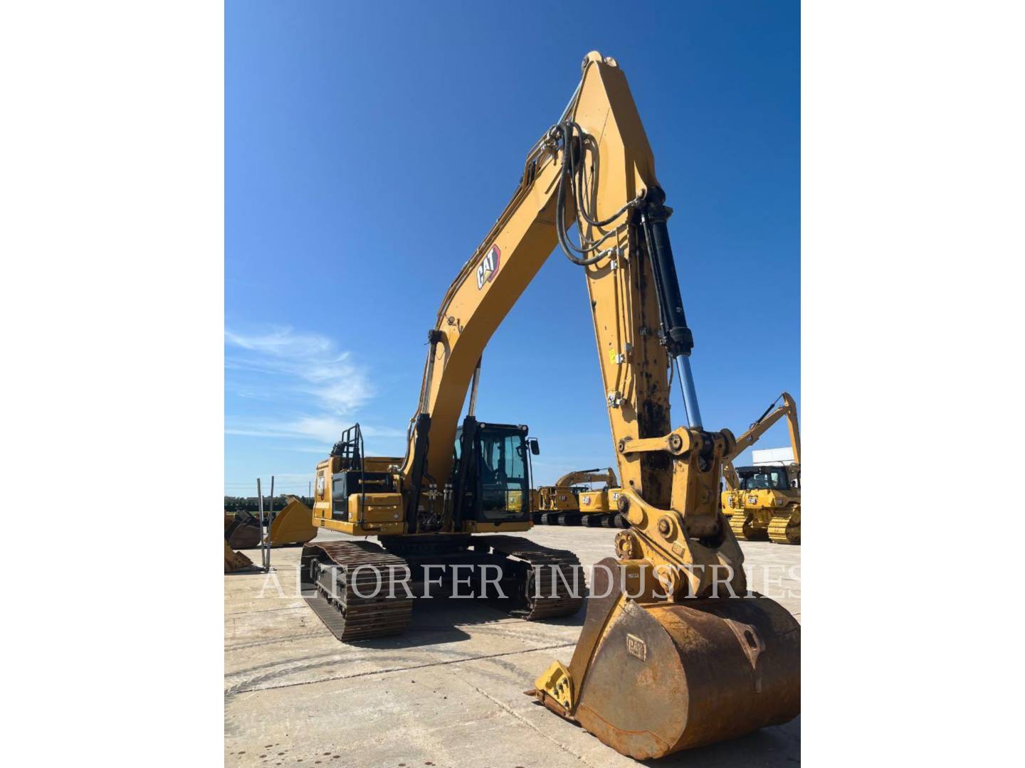 Caterpillar 336-08, 1519 hours, S/N: RDL20720, 2025 - Image 2