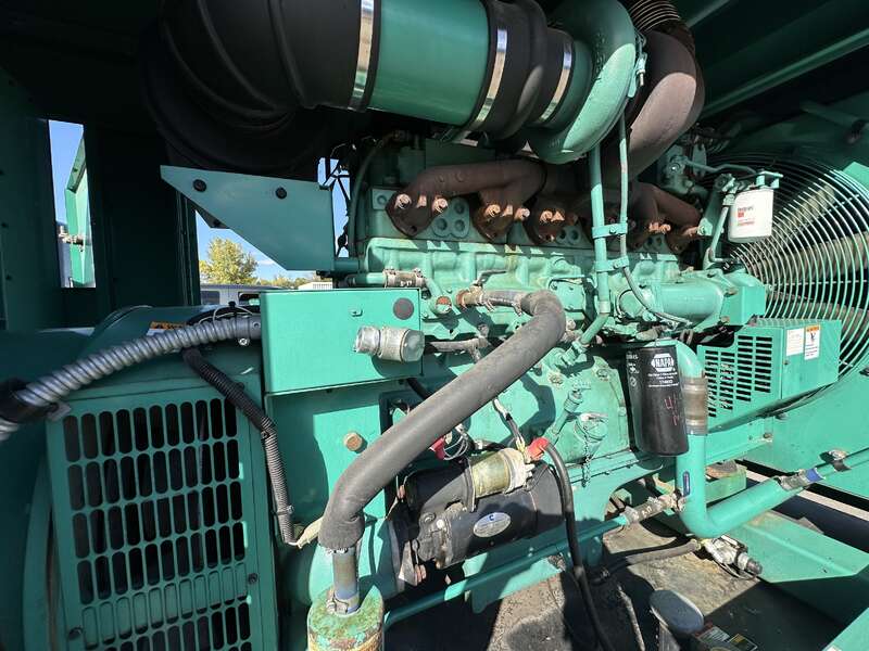 400 KW Cummins #DFCE, diesel generator set, 277/480 Volts, 605 HP @ 1800 RPM, NTA-855-G5 engine, weatherproof - Image 5