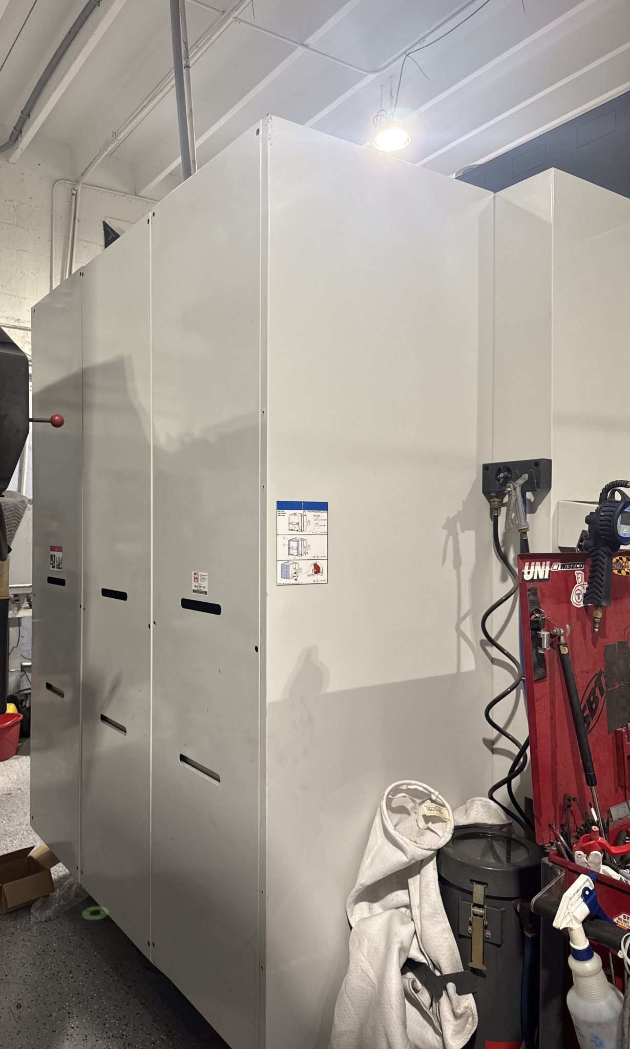 Haas #UMC-750, 5-Axis CNC vertical machining center, 30" X, 20" Y, 20" Z, 8100 RPM, CAT 40, 30 HP, 40 - Image 6