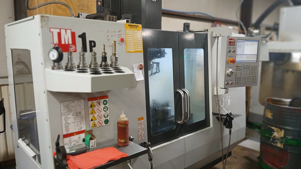 Haas #TM-1P, CNC tool room mill, 30" X, 12" Y, 16" Z, 47.75" x 10.5" table, 6000 RPM, 7.5 HP, CAT 40, 10 - Image 1
