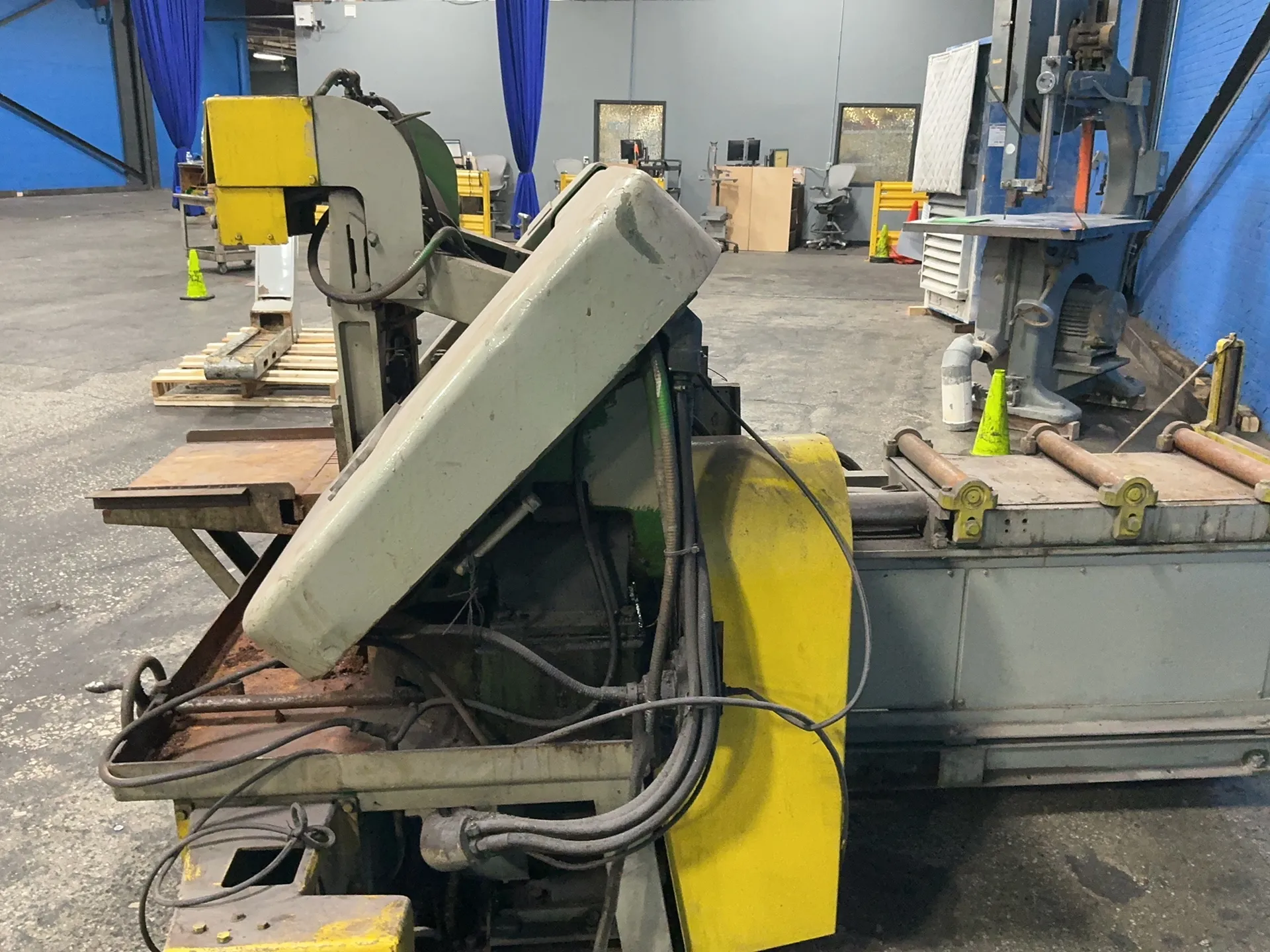 20" Kysor Johnson #HA-16400, horizontal band saw, 5 HP, 220/440 V., 1978 - Image 1
