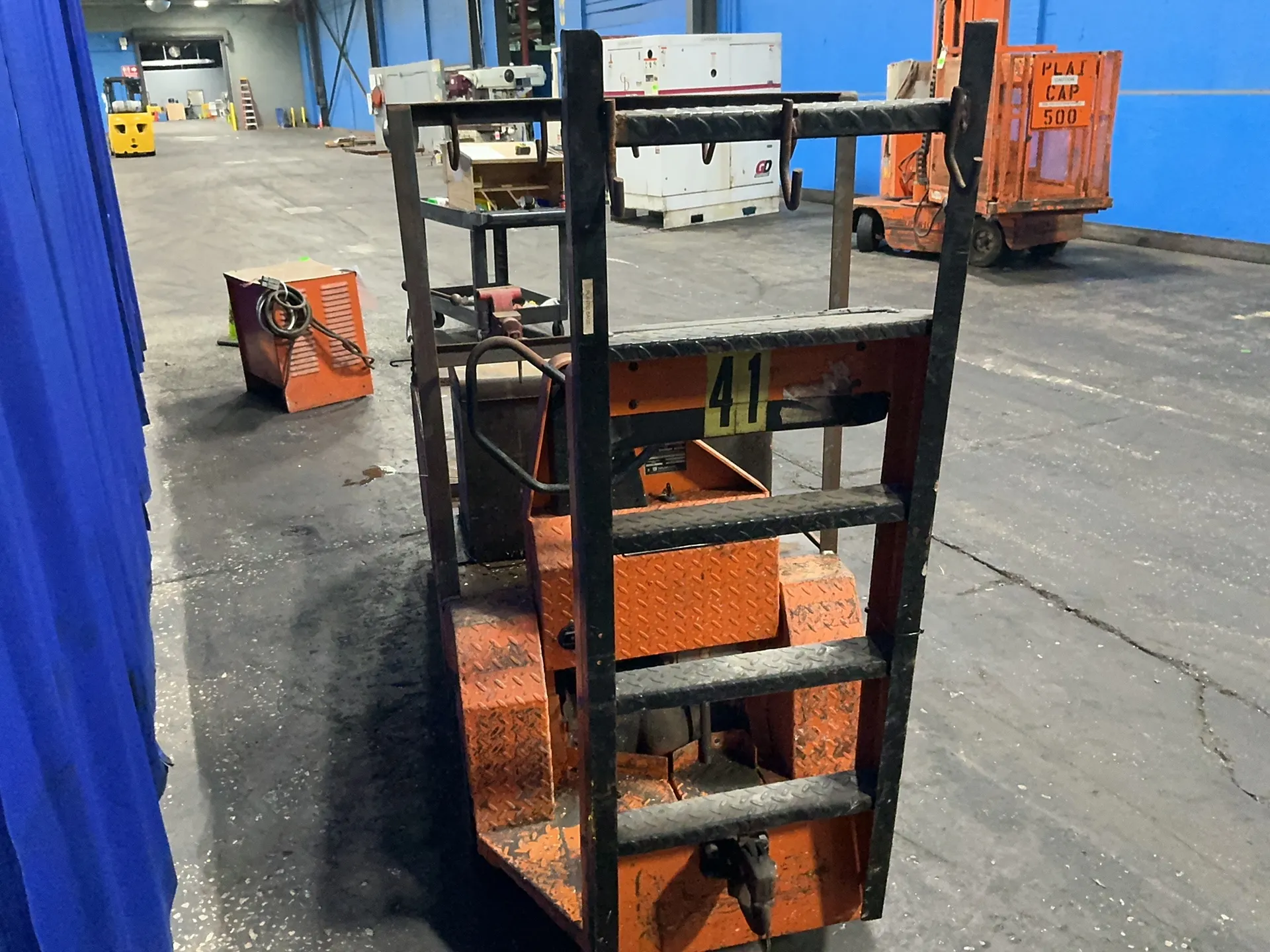 1,700 lb. Taylor-Dunn #SC1-75, order picker cart, 24 VDC, key, tool cabinet, 6" vise - Image 4