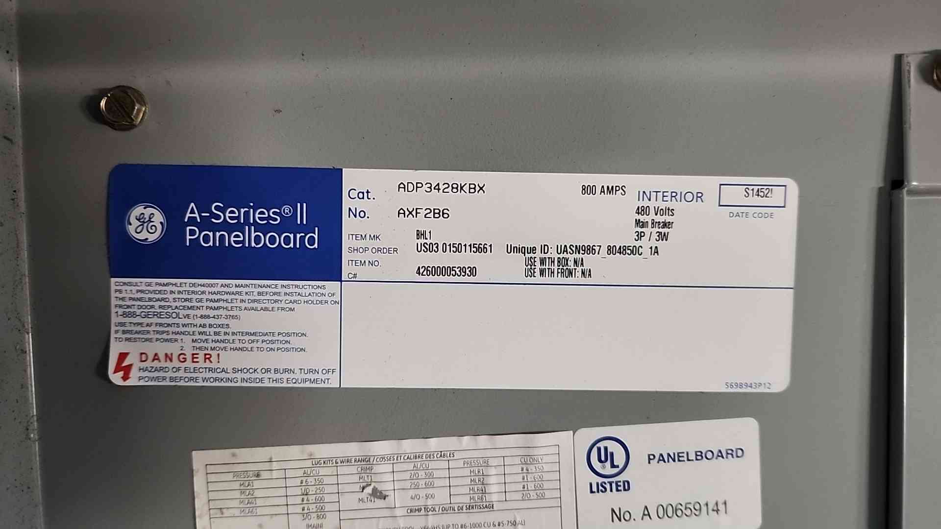 800 Amp. General Electric A-Series II, ADP3428KBX, panelboard, 480 Volts, 3 phase, 3 wire, w/ 800A main, (9) - Image 5