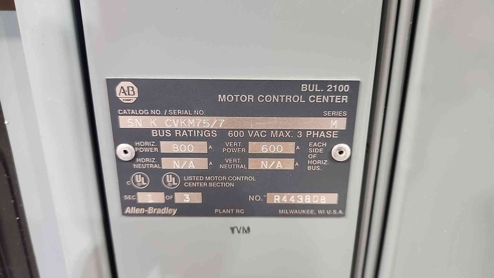 Allen-Bradley Centerline 2100, motor control center, 800 Amp., 600 Volts, 3 phase, 3 section lineup, w/ - Image 3