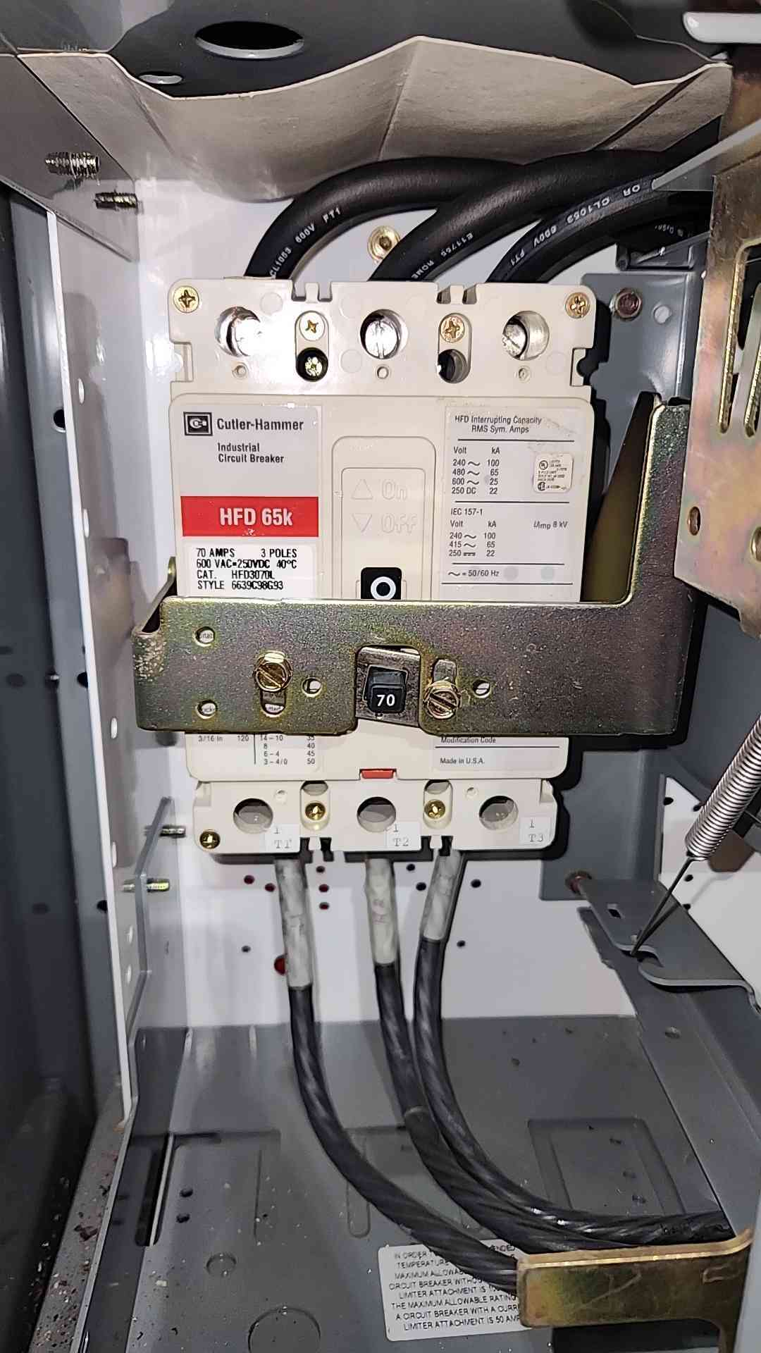 Allen-Bradley Centerline 2100, motor control center, 800 Amp., 600 Volts, 3 phase, 3 section lineup, w/ - Image 7