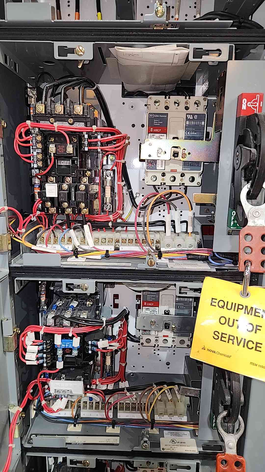 Allen-Bradley Centerline 2100, motor control center, 800 Amp., 600 Volts, 3 phase, 3 section lineup, w/ - Image 10