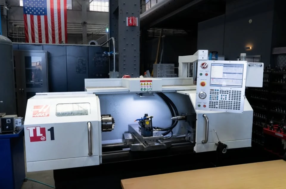 Haas #TL-1, CNC Lathe, 20" swing, 30" machining length, 16" turning diameter, 8" chuck, 12 HP, 2000 RPM - Image 2