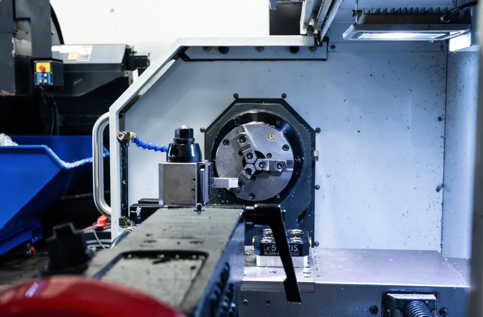 Haas #TL-1, CNC Lathe, 20" swing, 30" machining length, 16" turning diameter, 8" chuck, 12 HP, 2000 RPM - Image 4