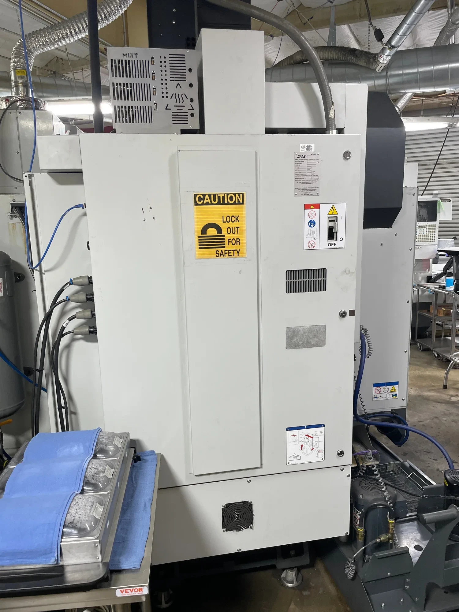 Haas #VF-2, CNC Vertical Machining Center, 30" X, 16" Y, 20" Z, 36" x 14" table, 20 HP, 8100 RPM, 20 - Image 4