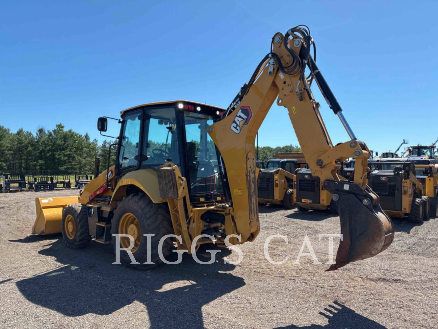 Cat 420-07, Backhoe Loader, 611 hours, S/N: H8T03434, 2023 - Image 4