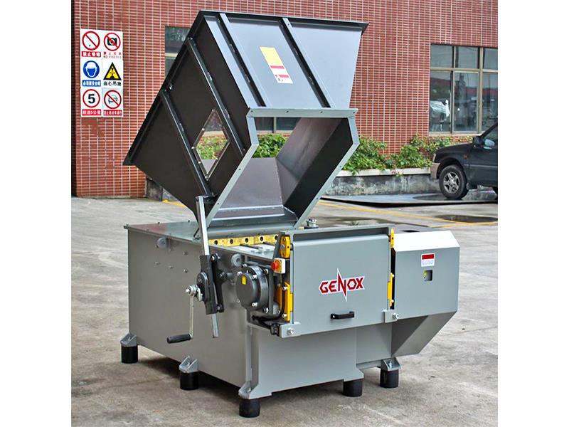Genox #V600, single shaft shredder, 48" x 43" hopper, 9" rotor diameter, 25 HP, shock absorbing gearbox - Image 5