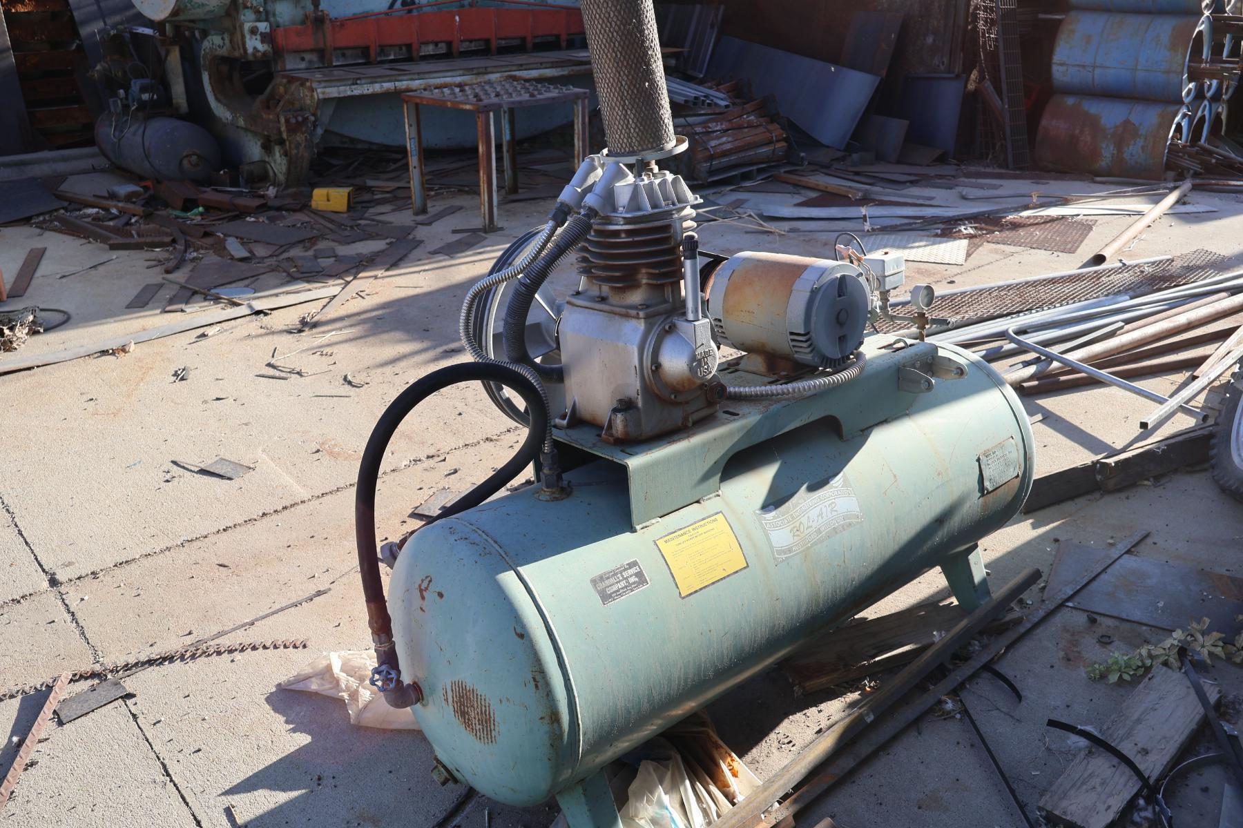 17 cfm, 125 psi, Rolair, reciprocating air compressor, 5 HP, 80 gallon, 230/460 V., 3 Ph., horizontal tank - Image 4