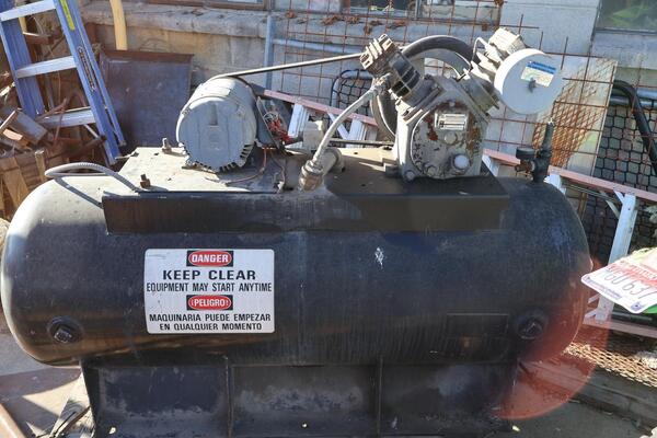 17.3 cfm, 175 psi, Ingersoll-Rand #242-5D-T30, reciprocating air compressor, 5 HP, 80 gallon, 230/460 V., 3 - Image 2