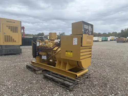 160 KW Caterpillar #3208, diesel generator set, 480 Volts, 3-phase, 241 HP @ 1800 RPM, 544 hours, open skid - Image 10