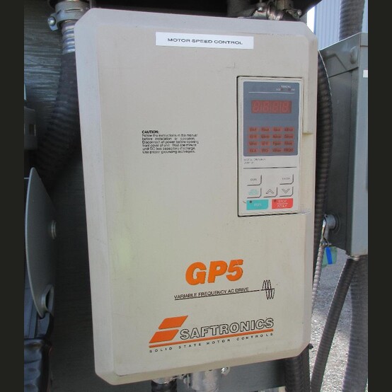 25 HP Saftronics #CIMR-P5U2015, GP5 AC Variable Frequency Drive, 230 Volts input, 82 amps, 0-230 Volts - Image 1