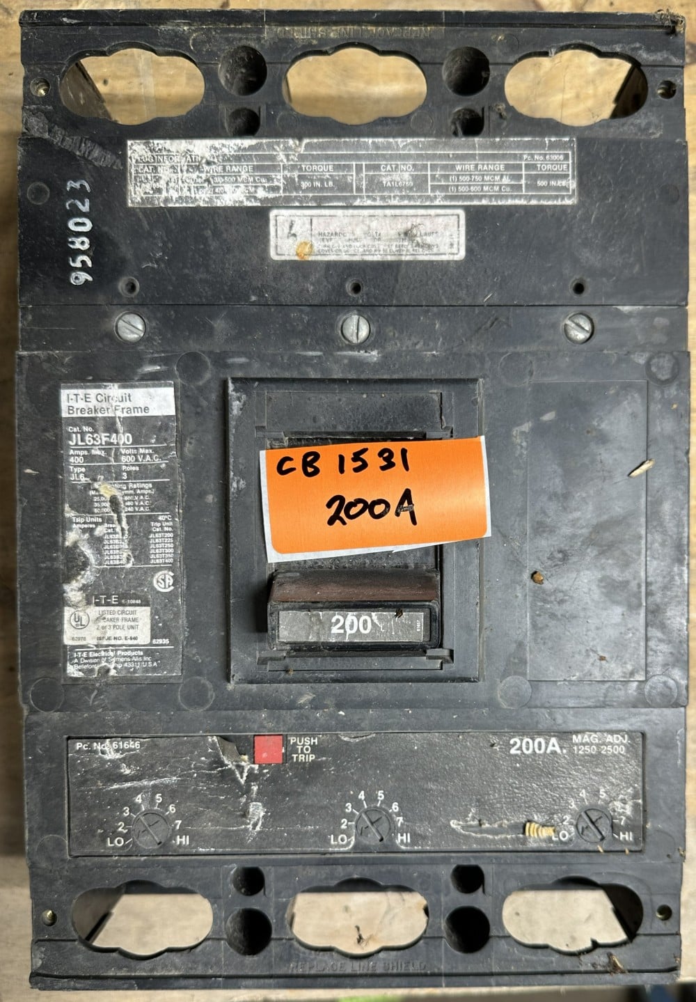200 Amps, ITE, JL63F400, 400A Frame Molded Case Circuit Breaker, 3-Pole, 600 VAC, Adjustable Magnetic Trip - Image 2